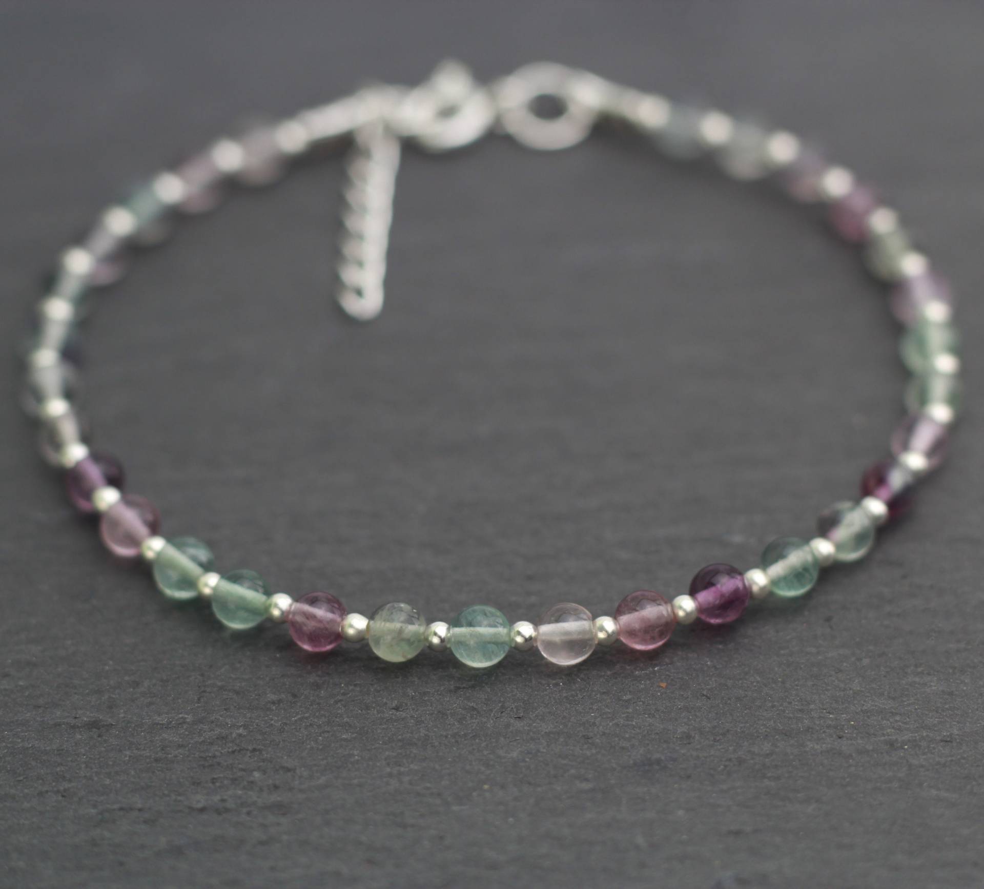 Regenbogen Fluorit Armband, Kleine Perle Edelstein Spirituelle Intuition Yoga Armband Regenbogen Fluorit Armband, Kleine Perle Edelstein Spirituelle Intuition Yoga Armband von WillowbrookArtistry