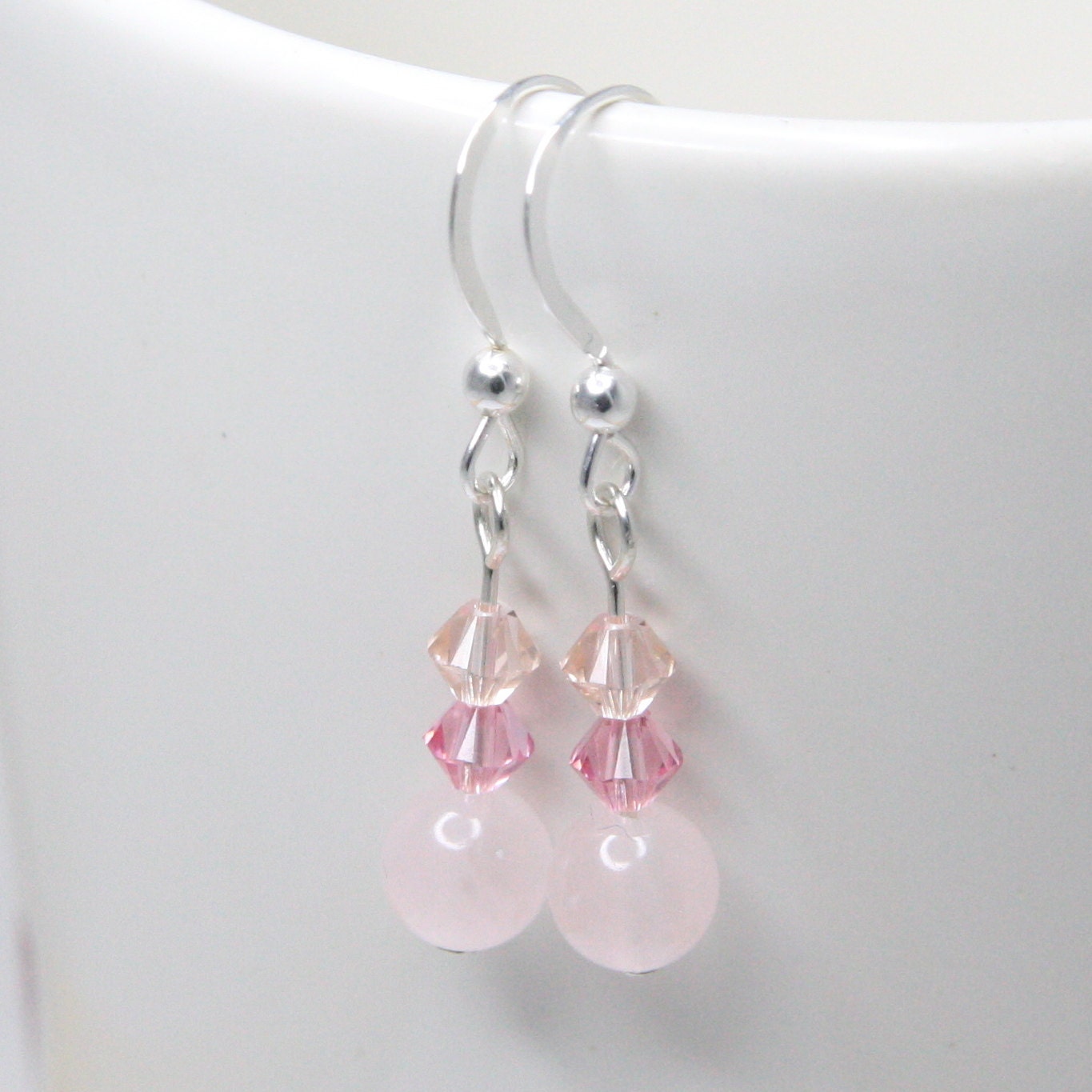 Rosenquarz Ohrringe, Und Sterling Silber Liebe Rosa Kristall Ohrringe Rosenquarz Ohrringe, Und Sterling Silber Liebe Rosa Kristall Ohrringe von WillowbrookArtistry