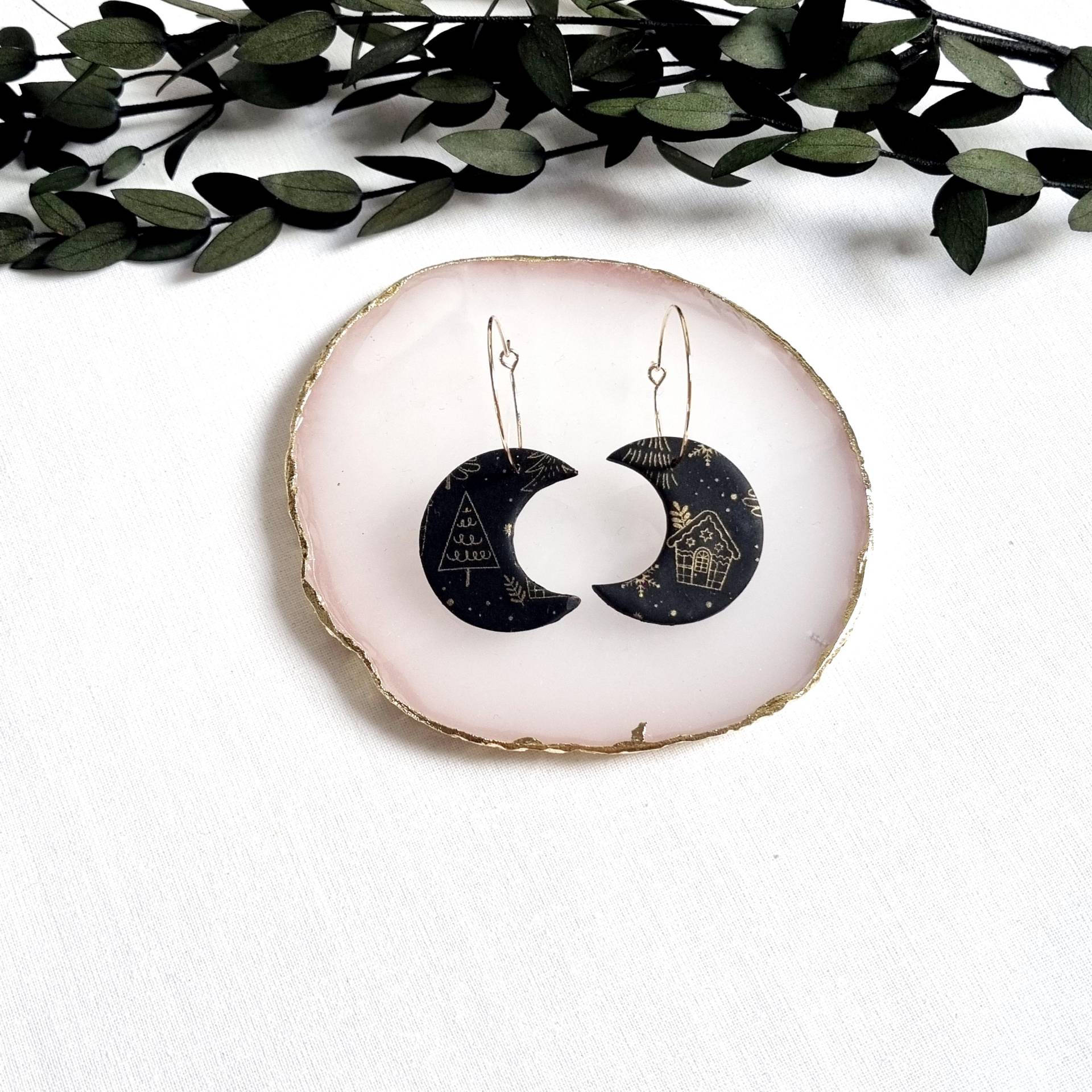 Mond Ohrringe Weihnachten | X-Mas Creolen Polymer Clay Weihnachtsgeschenk Winter Handgefertigt von WilmaSchmucksein
