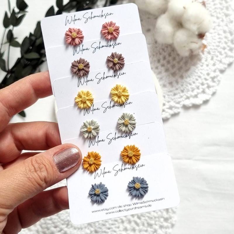 Polymer Clay Ohrstecker Blumen | Blümchen Ton Ohrringe Weihnachtsgeschenk Sommer Handgefertigt von WilmaSchmucksein