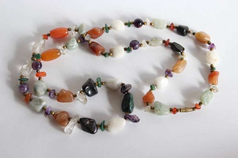 Multi Edelsteine Vintage Halskette Mehrfarbigen Edelstein Quarz Onyx Amethyst Multi Edelsteine Vintage Halskette Mehrfarbigen Edelstein Quarz Onyx Amethyst von WindFallFinds