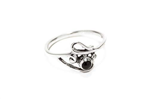 Windalf Zarter Ring ELINA 9 mm Gothic Princess Schwarzer Onyx 925 Sterlingsilber (Silber, 58 (18.5)) von Windalf