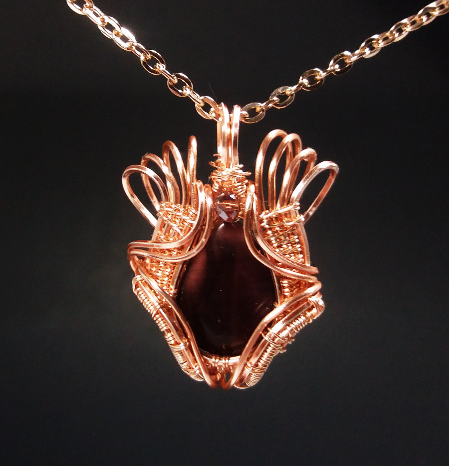 Draht Gewickelt Dunkel Lila Glas Katzen Auge Anhänger Mit Swarovski Akzent Draht Gewickelt Dunkel Lila Glas Katzen Auge Anhänger Mit Swarovski Akzent von WinderWiredKnot
