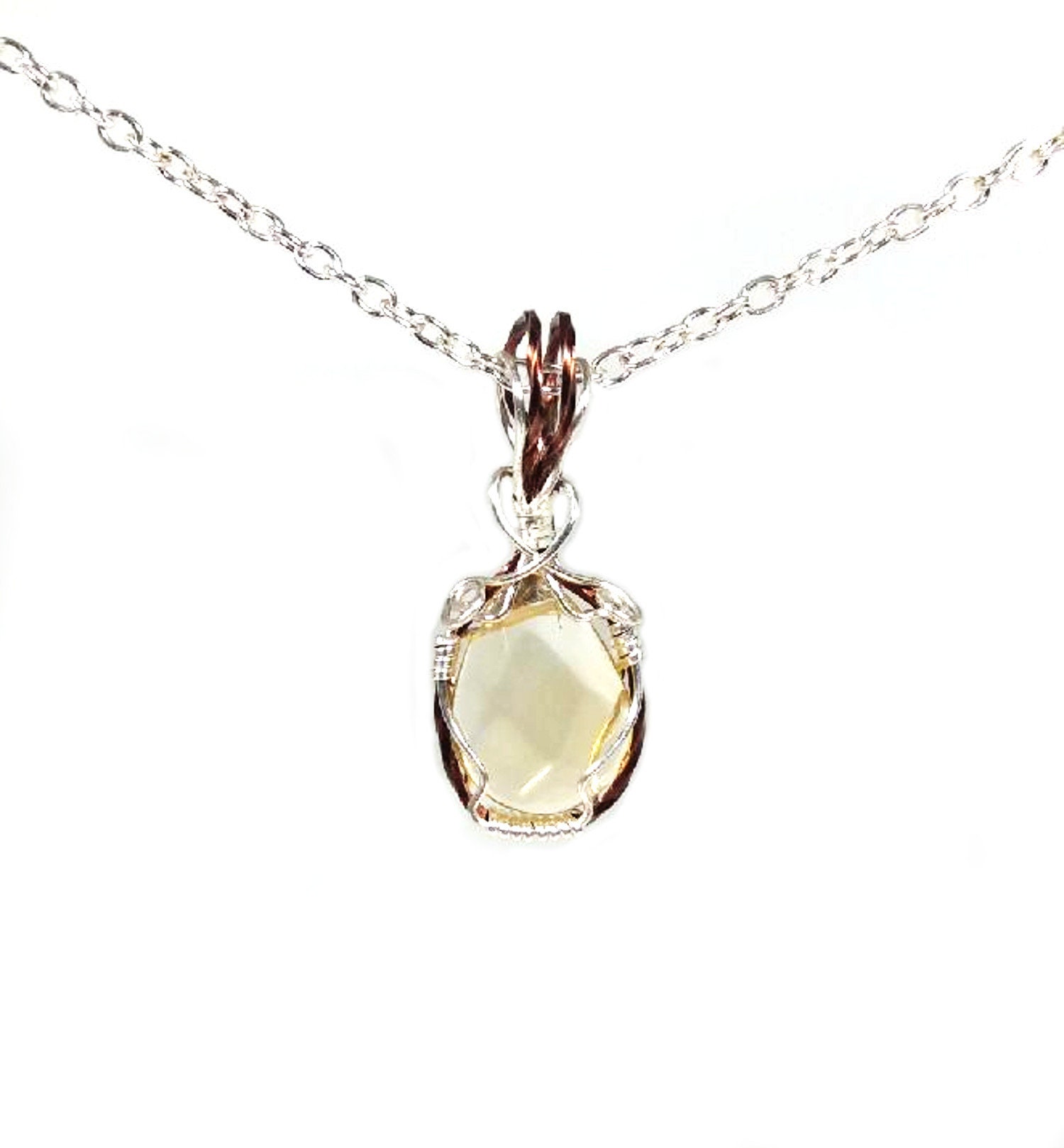 Wire Wrapped Citrine Pendant-Citrine in Tarnish Resistant Argentinium Sterling Silber Und Antiqued Kupferdraht Wire Wrapped Citrine Pendant-Citrine in Tarnish Resistant Argentinium Sterling Silber Und Antiqued Kupferdraht von WinderWiredKnot