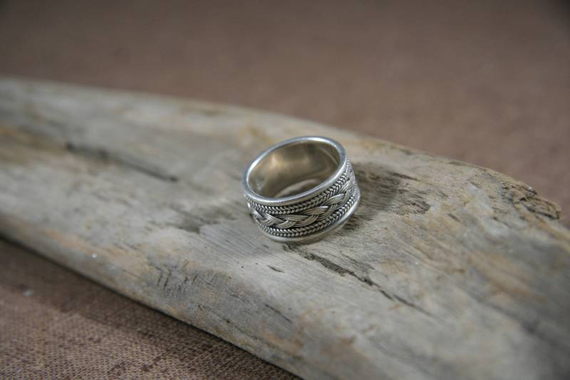 Geflochtener Bandring Aus Sterling Silber, Größe 58, Bali Style Geflochtener Bandring Aus Sterling Silber, Größe 58, Bali Style von WindolphGemCo