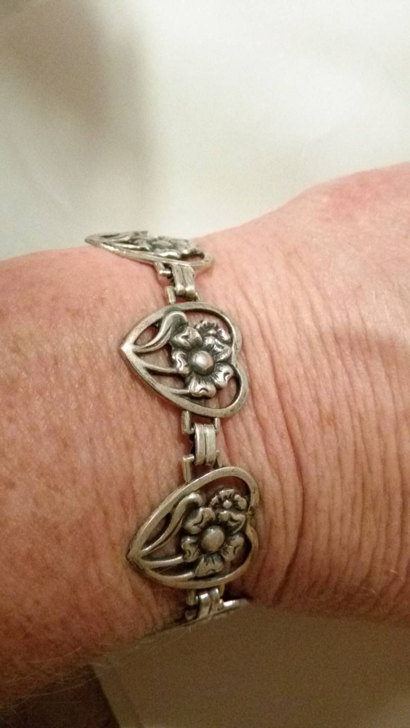 Antikes Sterling Art-Deco-Blume Im Inneren Herzen Gliederarmband 7" Antikes Sterling Art-Deco-Blume Im Inneren Herzen Gliederarmband 7" von WindowShoppingAtHome