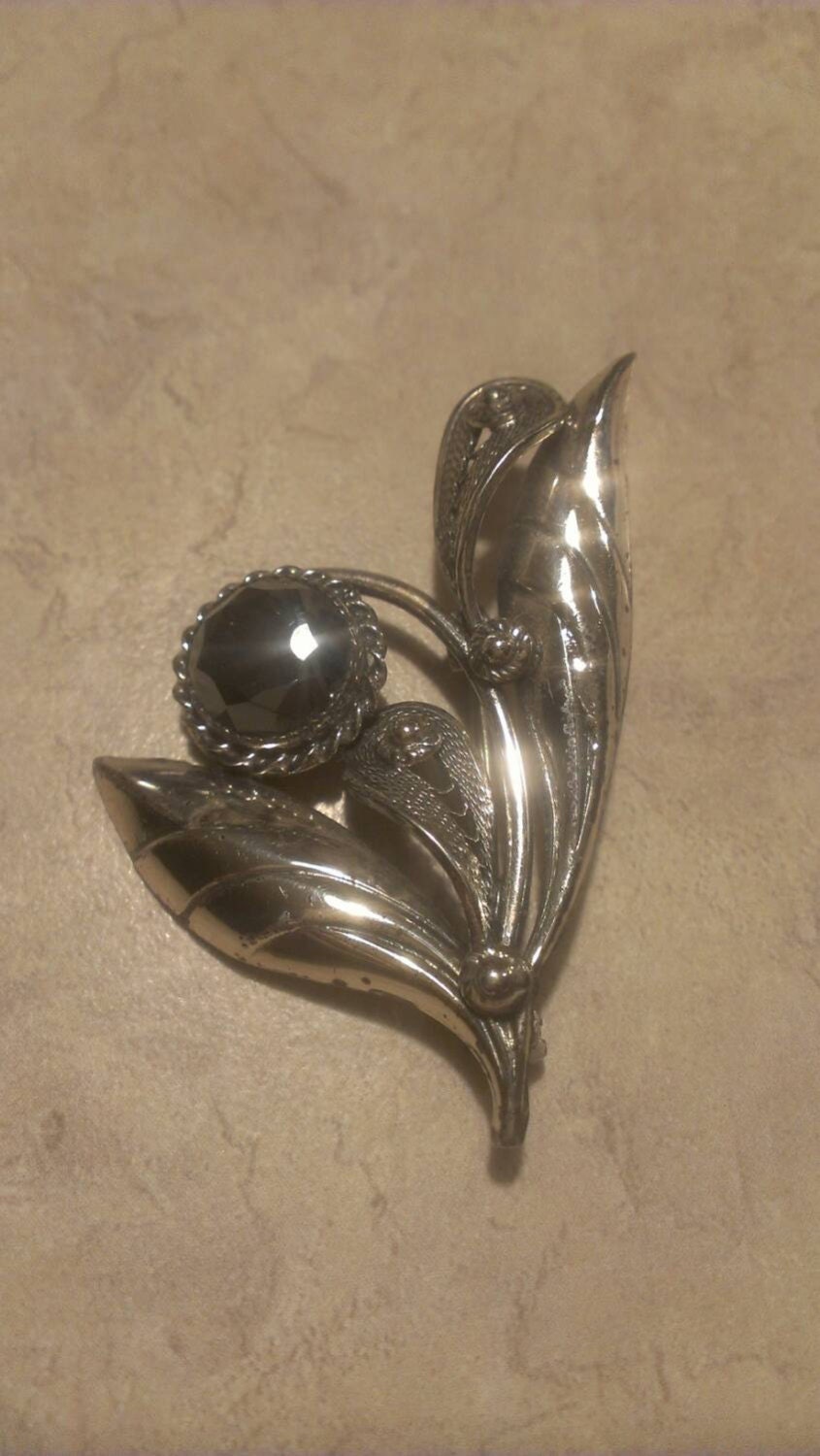 Schöne Danecraft Sterling Hämatit-Brosche Schöne Danecraft Sterling Hämatit-Brosche von WindowShoppingAtHome