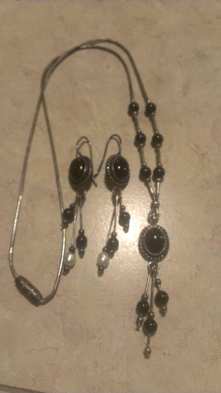 Schöne Quoc Ot Native Sterling Onyx Halskette Und Ohrringe Schöne Quoc Ot Native Sterling Onyx Halskette Und Ohrringe von WindowShoppingAtHome