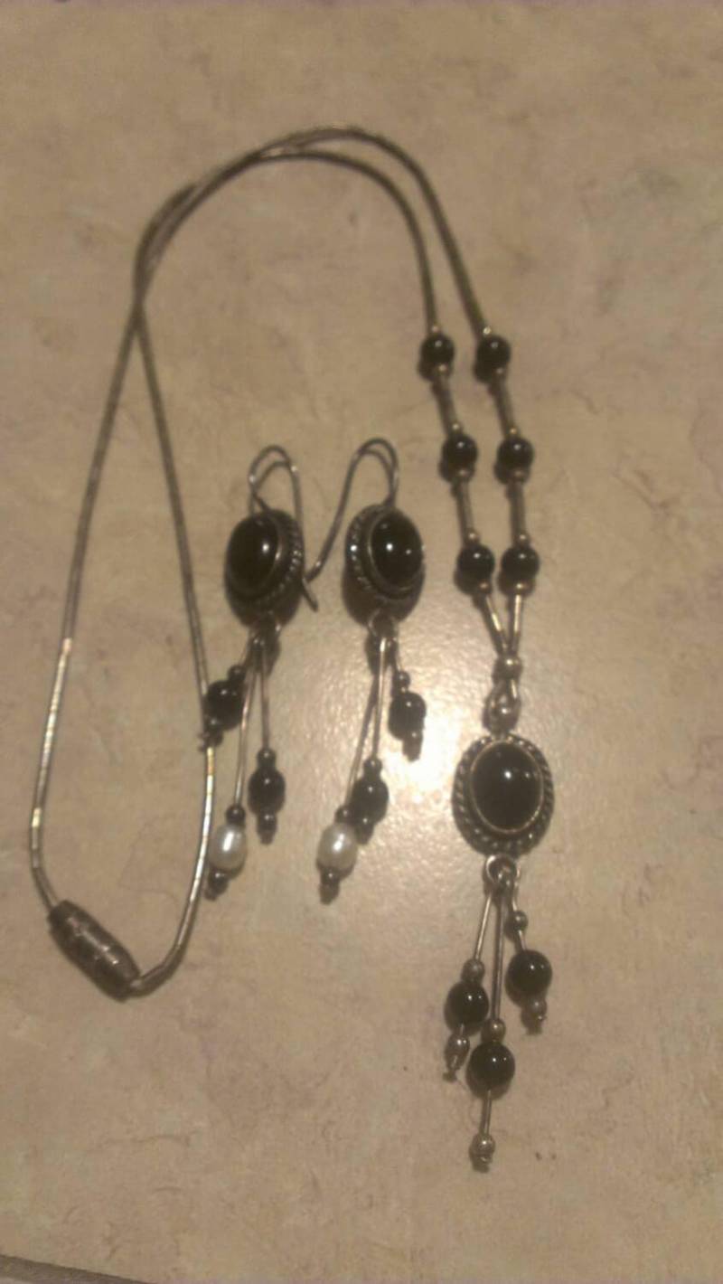 Schöne Quoc Ot Native Sterling Onyx Halskette Und Ohrringe Schöne Quoc Ot Native Sterling Onyx Halskette Und Ohrringe von WindowShoppingAtHome