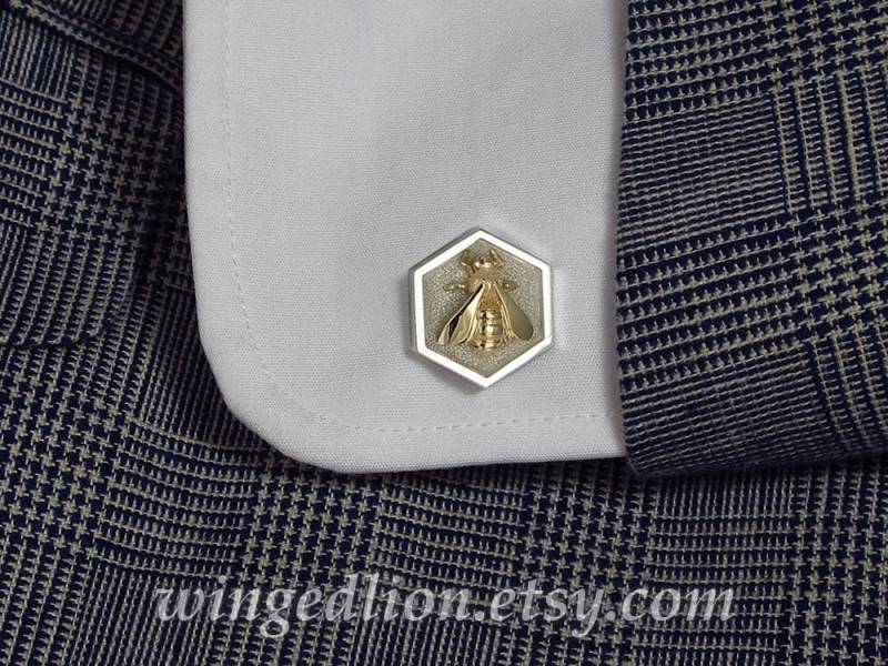 Cuffs Honey Bee Manschettenknöpfe Aus Sterling Silber Und 14K Gelbgold Honeybeere von WingedLion