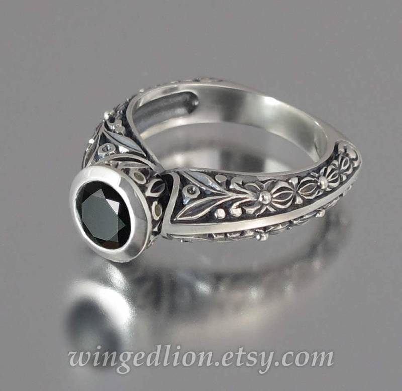 Die Gräfin Silber Ring | Größen 4 Bis 7, Ring, Schwarze Spinell von WingedLion