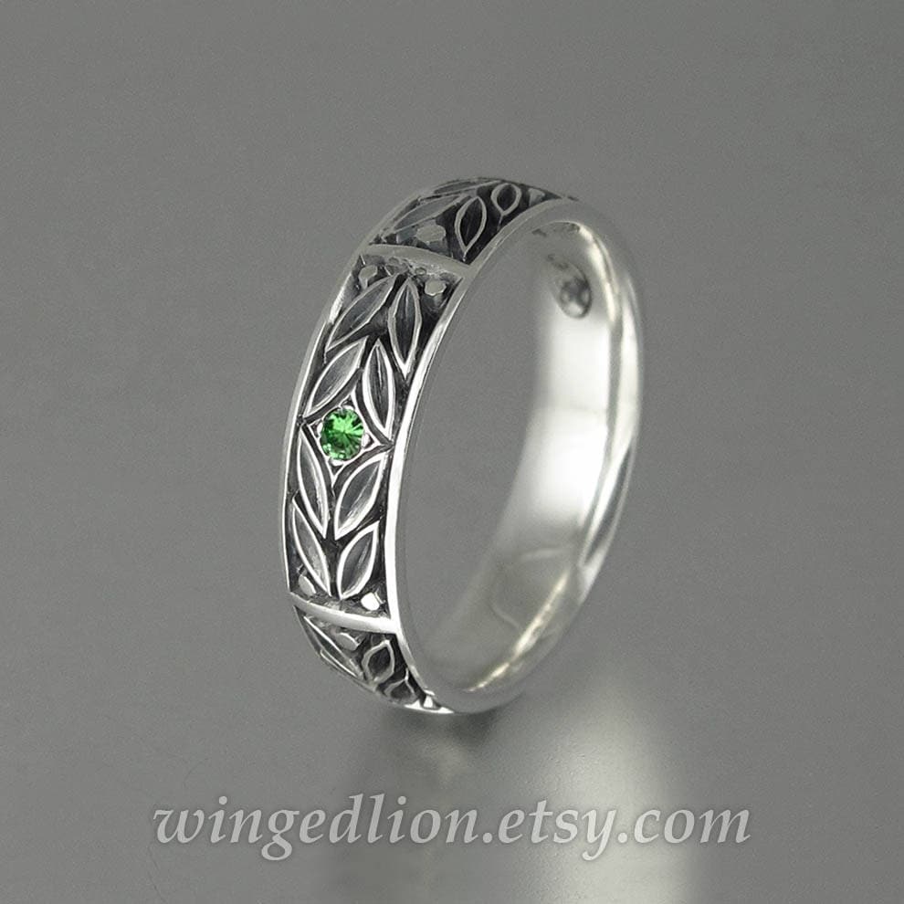Ehering 925Er Silber Für Männer, Silberring Evergreen Laurel Mit Tsavorit, Unisex Ring Grünem Granat von WingedLion