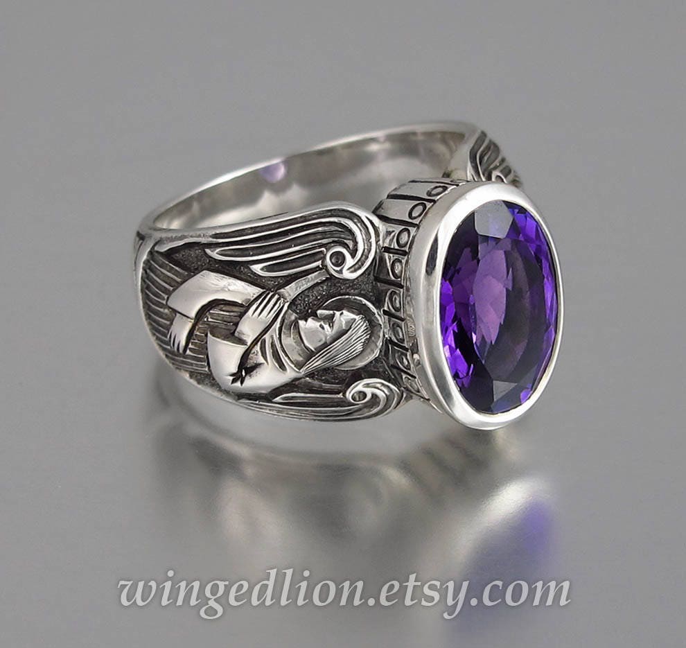 Schutzengel Herrenring Aus Silber Mit Amethyst | Grössen Von 8 Bis 14 Unisex Am Ring von WingedLion