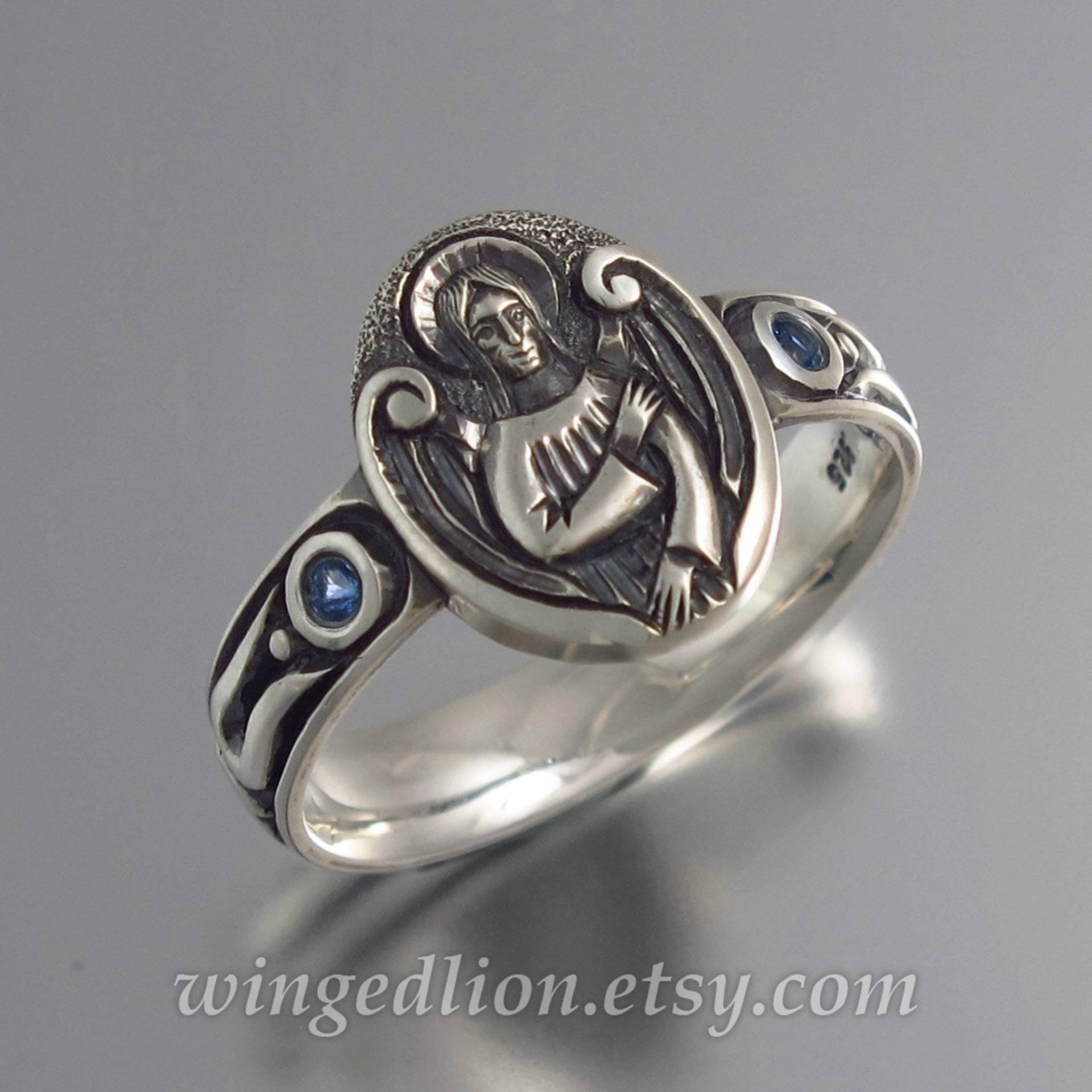 sterling Silber Engel Siegelring Mittelalterliche Kunst, Blauer Saphir von WingedLion