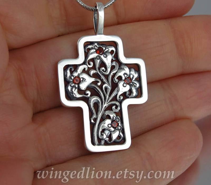 Silberkreuz, Granat Anhänger, Florales Silberkreuz Im Jugendstil Inspiriert Mit Silberkreuz, Granat Anhänger, Florales Silberkreuz Im Jugendstil Inspiriert Mit von WingedLion