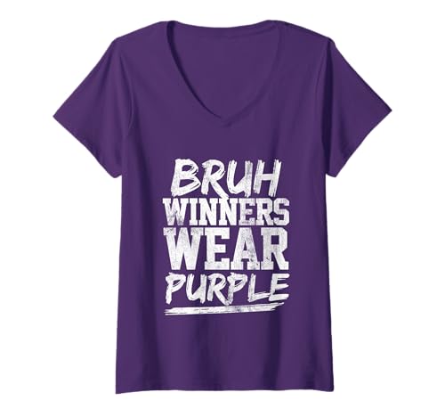Damen Bruh Winners Wear Purple Funny Sports Fan Team Grafik T-Shirt mit V-Ausschnitt Damen Bruh Winners Wear Purple Funny Sports Fan Team Grafik T-Shirt mit V-Ausschnitt von Winners Wear Purple Apparel Game Day Design