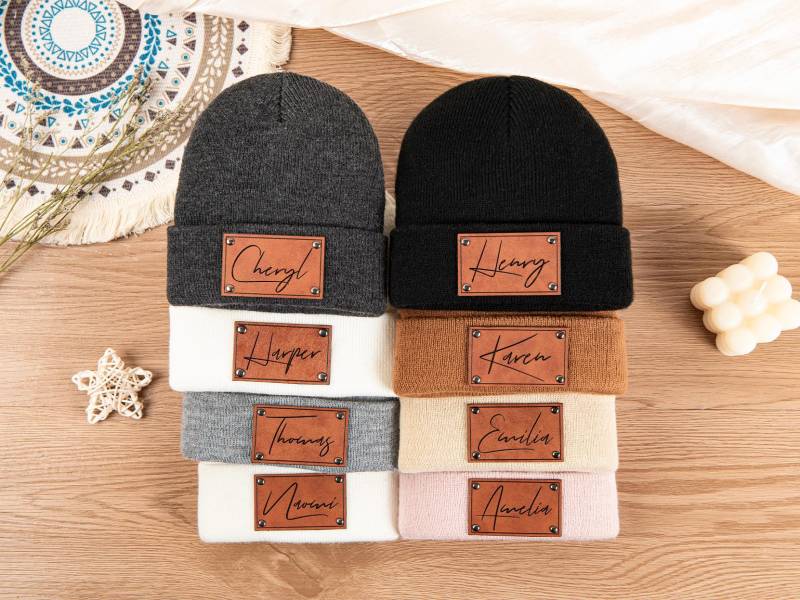 Personalized Name Hat, Custom Newborn Baby Beanies, Kids Adult Knitted Leather Patch Beanies For Infant Toddler, Christmas Gifts von WinterTeamPink