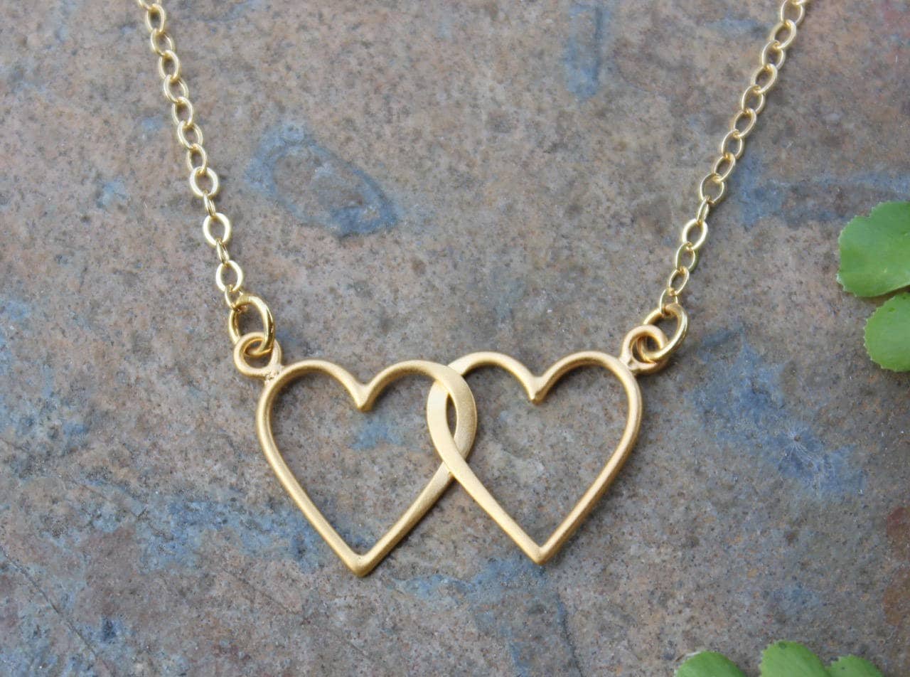 2 Herzen Verflochten Halskette - 24K Vergoldete An 14K Vergoldeter Zarter Kette Jubiläum, Zwei Verschlungene Liebe, Freundschaft von WinterberryJewelry