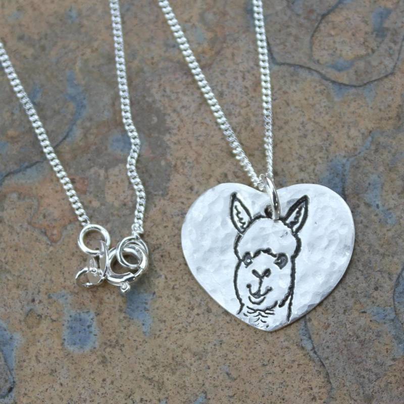 Alpaca Love Halskette - Handgemachter Feinsilber Herz Charm Mit Alpaka Gesicht An Sterling Panzerkette Haustier, Bauernhof Alpaca Love Halskette - Handgemachter Feinsilber Herz Charm Mit Alpaka Gesicht An Sterling Panzerkette Haustier, Bauernhof von WinterberryJewelry