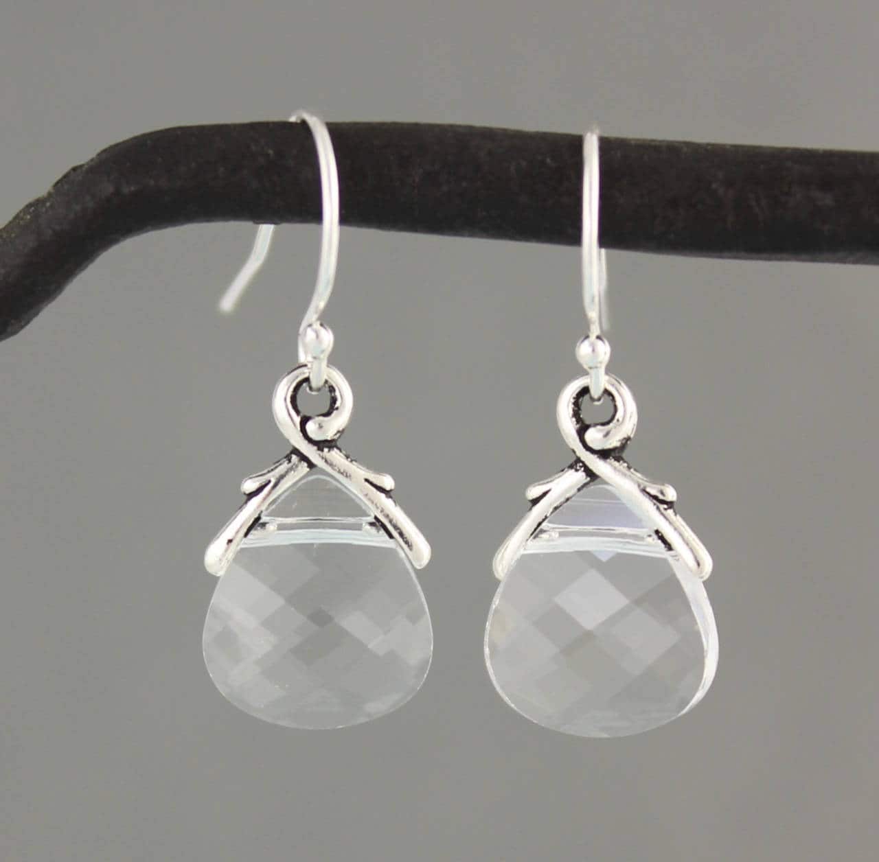 Crystal Briolette Ohrringe- Sterling Silber, Swarovski Brioletten - Winter Ice Drops von WinterberryJewelry
