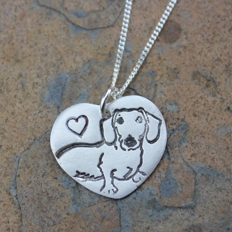 Dachshund Love Halskette - Handgemachter Feinsilber Herz Charm Mit Süßem Dackel Hund An Sterling Panzerkette Haustier Dachshund Love Halskette - Handgemachter Feinsilber Herz Charm Mit Süßem Dackel Hund An Sterling Panzerkette Haustier von WinterberryJewelry