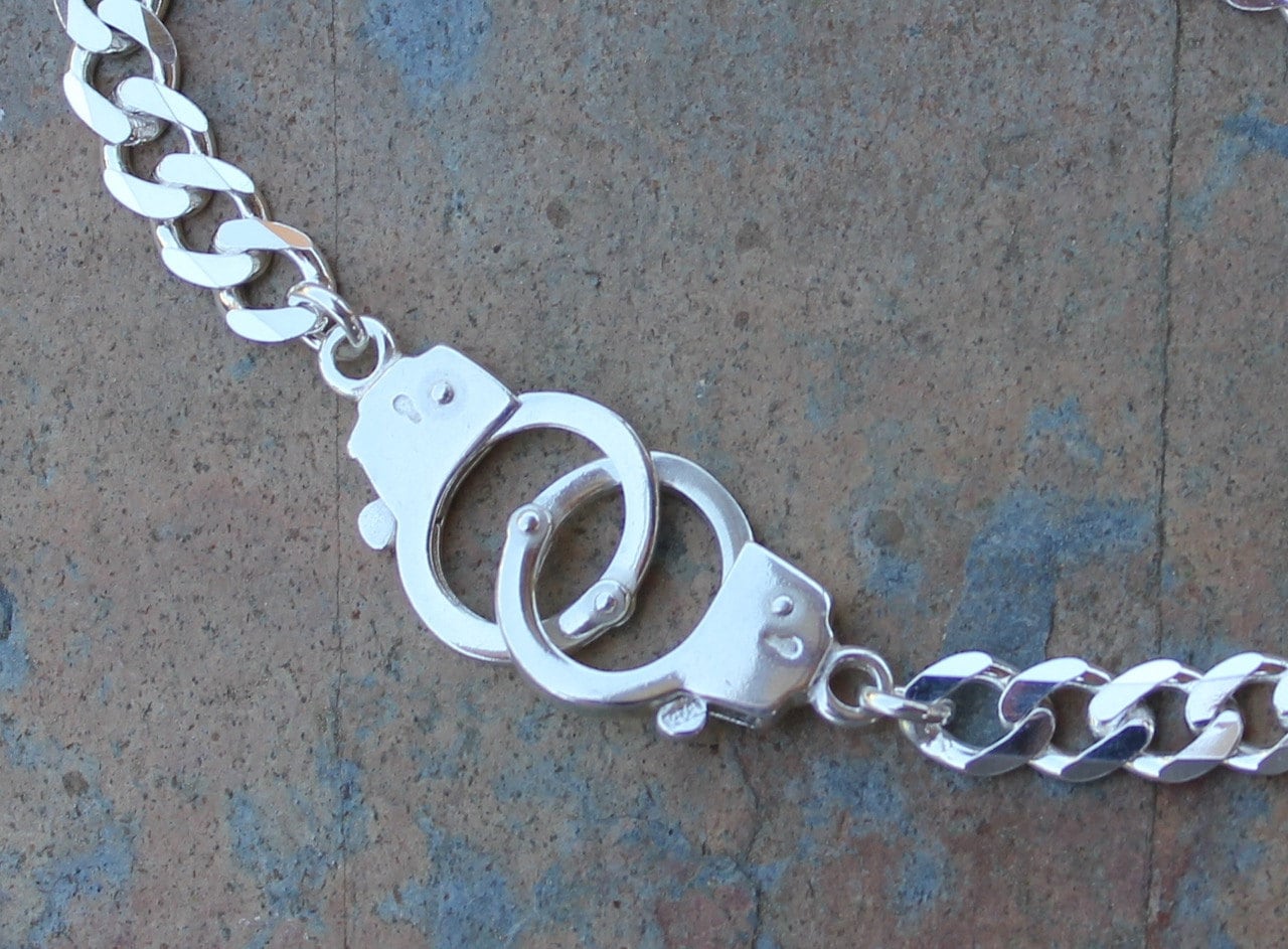 Handschellen Sterling Silber Halskette - Schwere Flache Panzerkette & Verschlüsse Die Öffnen Männer Oder Frauen Liebe, Genommen, Beziehung Handschellen Sterling Silber Halskette - Schwere Flache Panzerkette & Verschlüsse Die Öffnen Männer Oder Frauen Liebe, Genommen, Beziehung von WinterberryJewelry