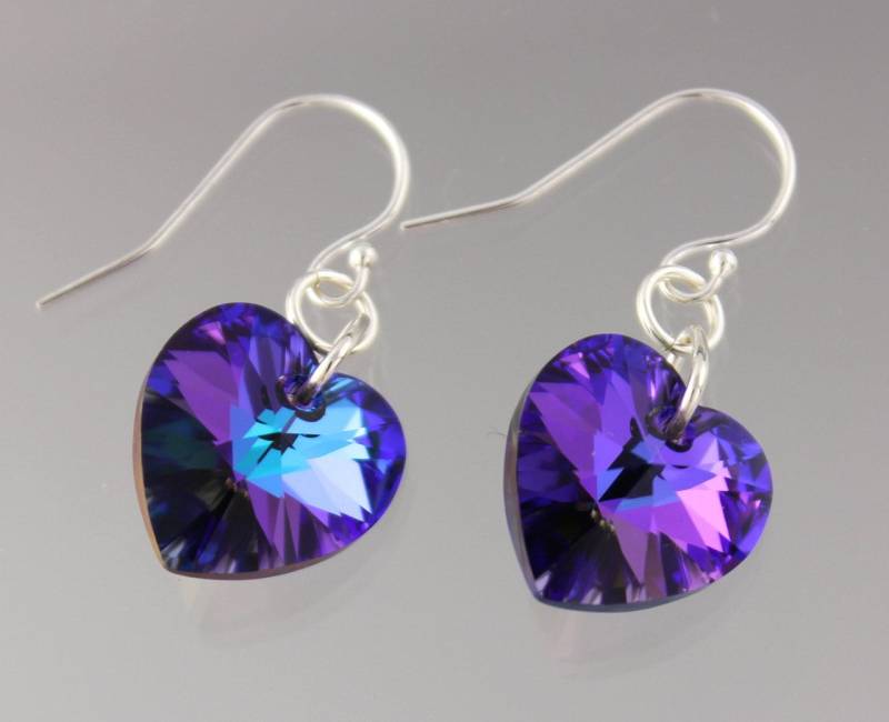 Heliotrope Kristall Herz Ohrringe - Farbwechselnde Swarovski Herzen An Sterling Silber Haken Heliotrope Kristall Herz Ohrringe - Farbwechselnde Swarovski Herzen An Sterling Silber Haken von WinterberryJewelry