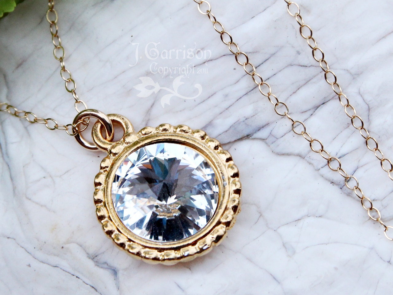 Klare Swarovski Rivoli Kristall & Gold Halskette - Zarte 14K Gold Filled Kette, Schönes Bling Hochzeit, Abschlussball von WinterberryJewelry