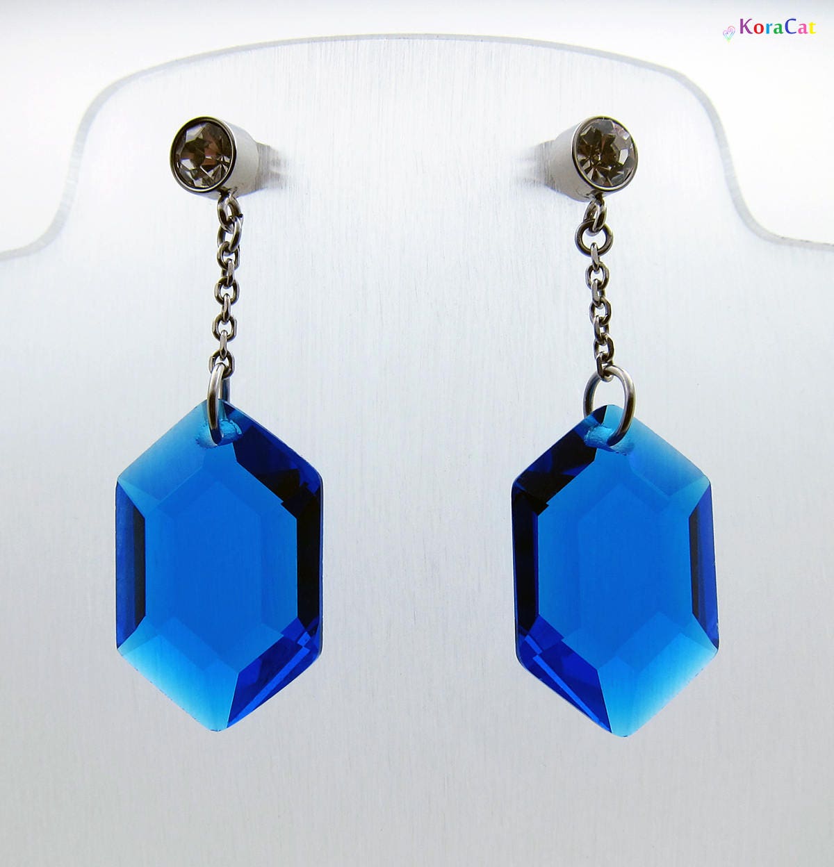 Glas Rupie Ohrringe Glas Rupie Ohrringe von Winterwish