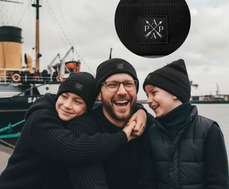 Personalisierte Beanie Mütze 3 Set | Papa Mama Mini Strickmütze Vater Tochter Winter Sohn Partnerlook Hipster Kind Damen von WirMachenFreude