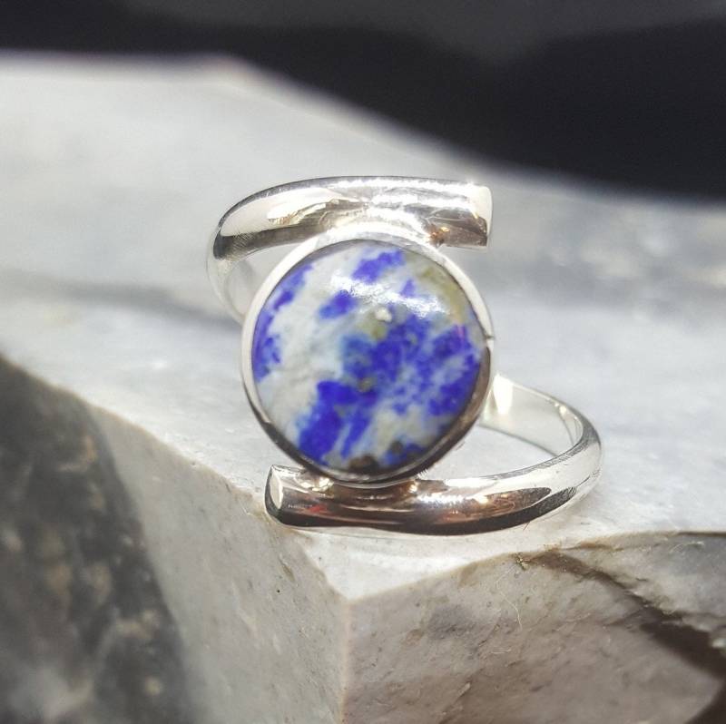 sterling Silber Lapis Crossover-Ringgröße 6.5 sterling Silber Lapis Crossover-Ringgröße 6.5 von WireJewelryByHeather