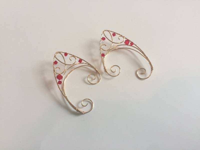 Rot-Goldene Elfen-Ohrmanschetten Rot-Goldene Elfen-Ohrmanschetten von WirePrincess