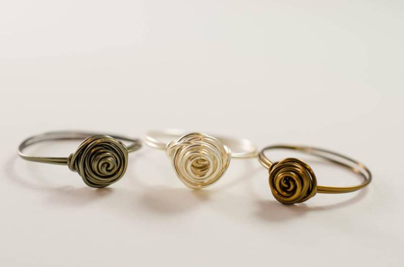 Rosen Ring - Draht Gewickelt Kupfer Versilbert Gunmetal Rosen Ring - Draht Gewickelt Kupfer Versilbert Gunmetal von WireScienceArt