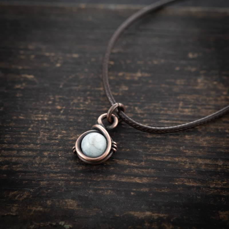 Aquamarin Angst Relief Kristall Boho Halskette, Einzigartiges Geschenk Für Frauen, Schutz Amulett, Rohstein Schmuck, Wire Wrapped Anhänger Aquamarin Angst Relief Kristall Boho Halskette, Einzigartiges Geschenk Für Frauen, Schutz Amulett, Rohstein Schmuck, Wire Wrapped Anhänger von WireTales