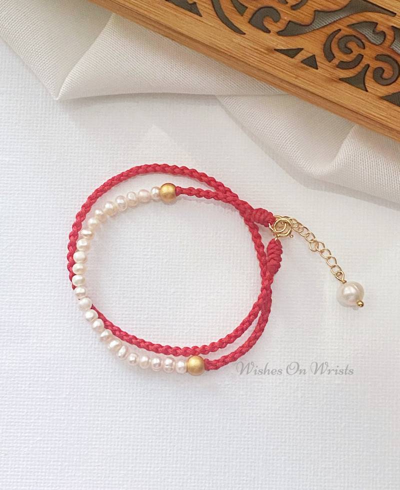 Rotes Schnur-Armband | Perlenarmband Geschichtetes Halbes Perlen-Halbes Schnur Armband Wunsch-Glücksarmband Für Schutz von WishesOnWrists