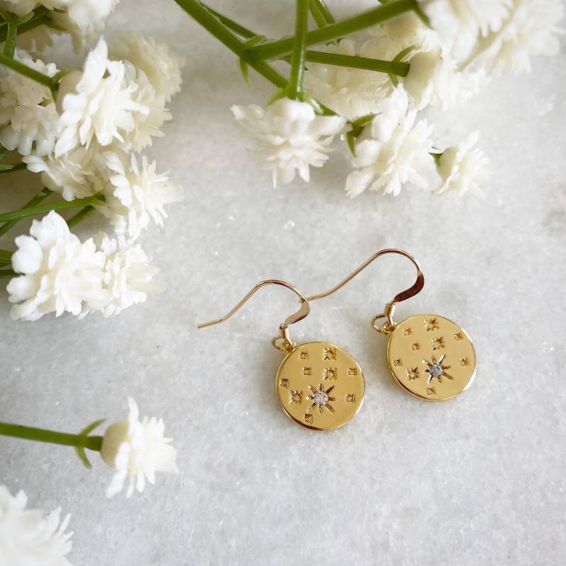Gold Star Cz Coin Ohrringe Celestial Dangle Schmuck Gold Star Cz Coin Ohrringe Celestial Dangle Schmuck von WisteriaLondon