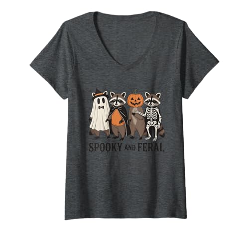 Damen Spooky & Feral Waschbär Halloween – Süßes oder Saures Herbstparty T-Shirt mit V-Ausschnitt von Witch Better Have My Tee.USA