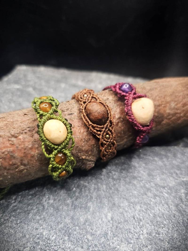Baumperlen-Armbänder Baumperlen-Armbänder von WitchsCornerShop