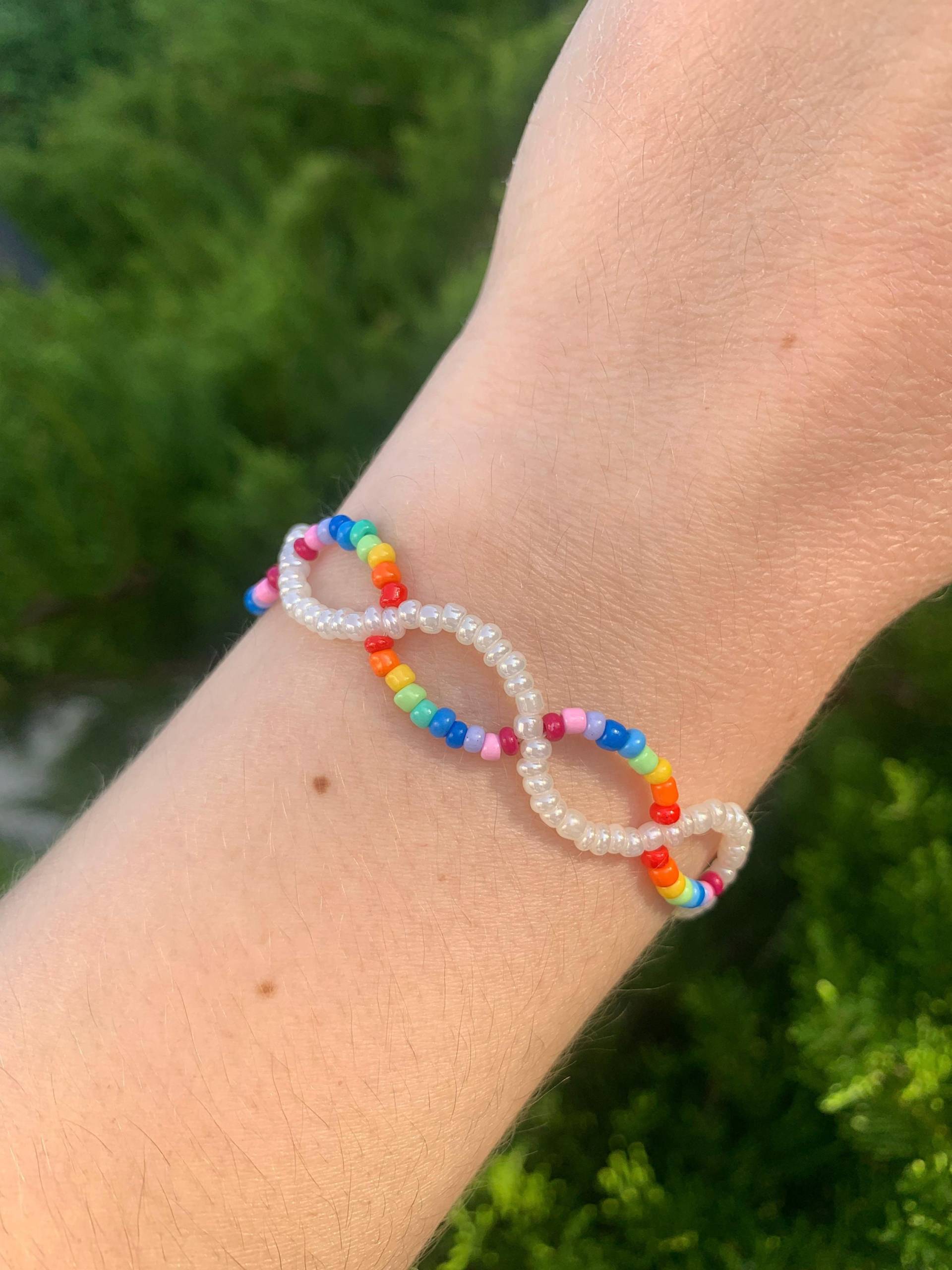 Liebevoll Handgefertigtes Perlen-Armband "Gay-Dna" Mit Verstellbarem Verschluss | Pearl Bracelet Liebevoll Handgefertigtes Perlen-Armband "Gay-Dna" Mit Verstellbarem Verschluss | Pearl Bracelet von WitchyPearls