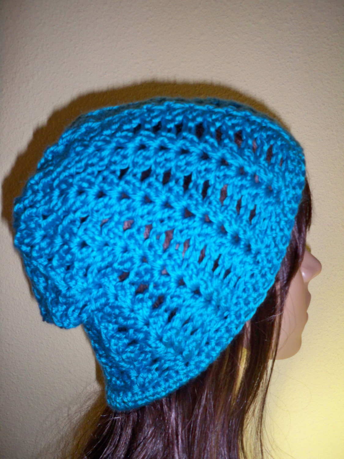 Hellblaue V Stitch Beanie Hellblaue V Stitch Beanie von WithHopeandLove