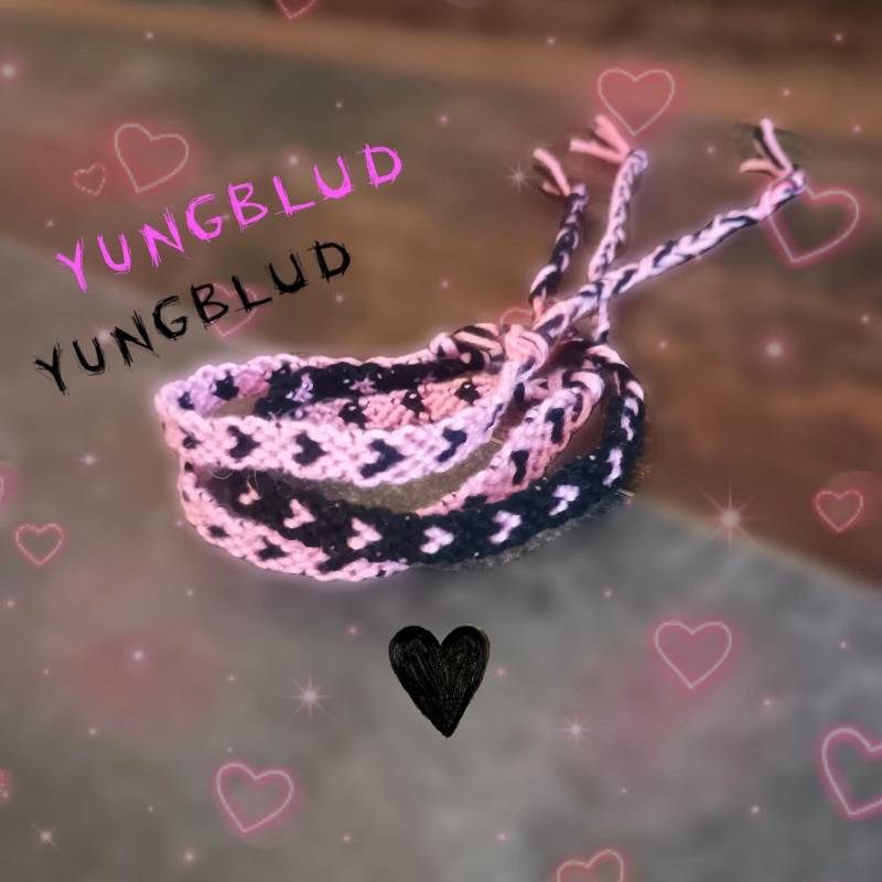 Yungblud Armband - Schwarzes Herz-Armband Yungblud Armband - Schwarzes Herz-Armband von WithLoveByAniShop