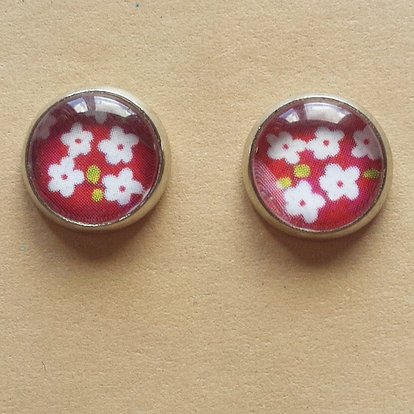 Rote Und Weiße Blume Cabochon Ohrringe Ohrstecker Handgemachte Frühling Geschenk 1 cm Durchmesser - Kostenloser Versand von WithLoveFromLiz