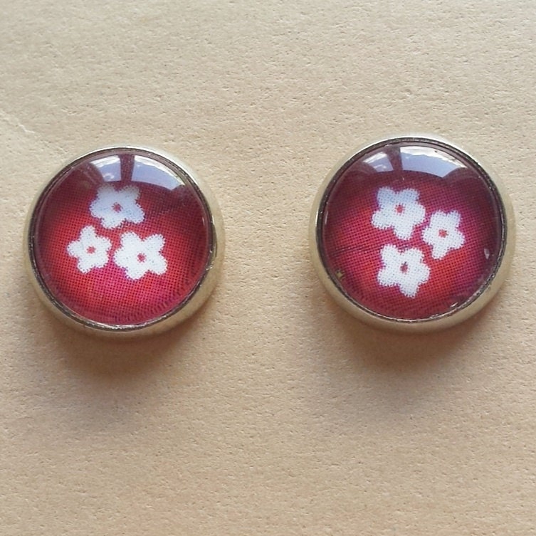 Rote Und Weiße Blume Cabochon Ohrringe Ohrstecker Handgemachte Frühlingsgeschenk - Kostenloser Versand von WithLoveFromLiz