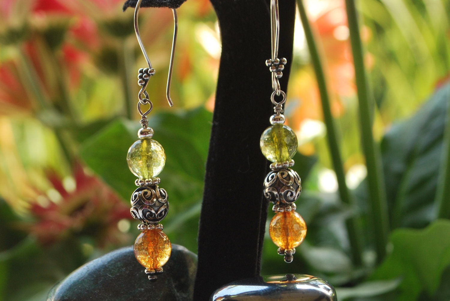 Saftiger Achat Und Bali Sterling Silber Ohrringe Saftiger Achat Und Bali Sterling Silber Ohrringe von WitsEndMagick