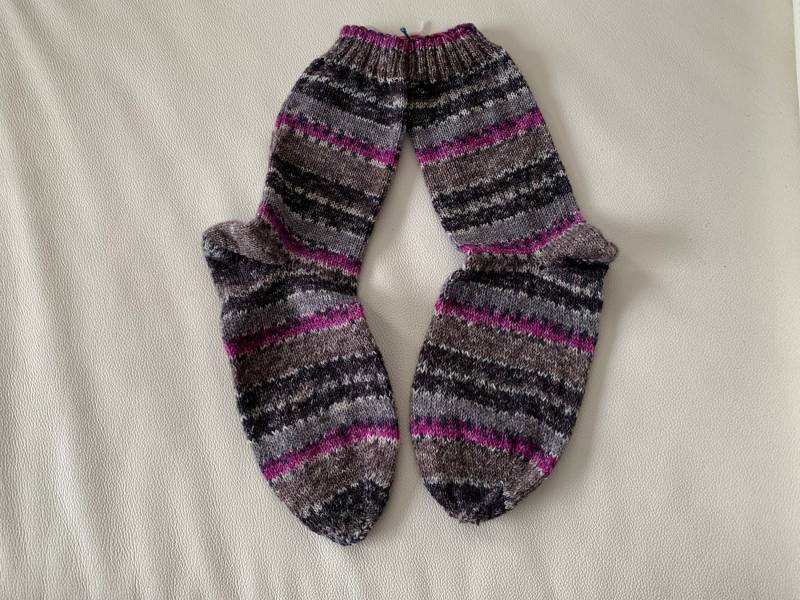 Gestrickte Socken Aus Hochwertigem Sockengarn | Wärmende Stricksocken Für Damen Und Mädchen Größe 36 /Handgemachte Geschenkidee Frauen von WituCreativ