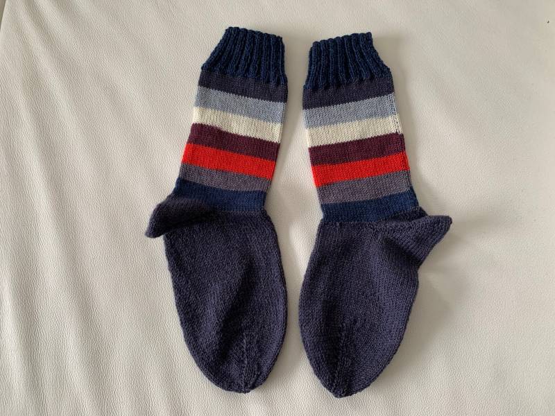 Gestrickte Socken Aus Hochwertigem Sockengarn | Wärmende Stricksocken Für Damen Und Mädchen Größe 38 /Handgemachte Geschenkidee Frauen von WituCreativ