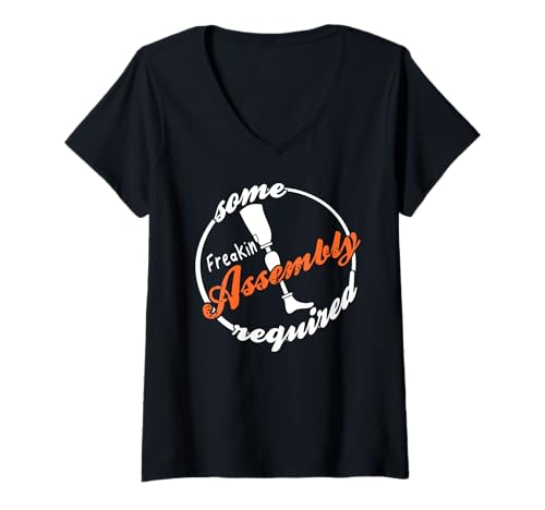 Damen Eine Menge Zusammenbau Erforderlich Witzig T-Shirt mit V-Ausschnitt Damen Eine Menge Zusammenbau Erforderlich Witzig T-Shirt mit V-Ausschnitt von Witz Spruch Für Stolze Mitglieder Mit Prothese