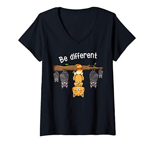 Damen Be different Katze und Fledermäuse T-Shirt mit V-Ausschnitt Damen Be different Katze und Fledermäuse T-Shirt mit V-Ausschnitt von Witzige Tierliebhaber Geschenke