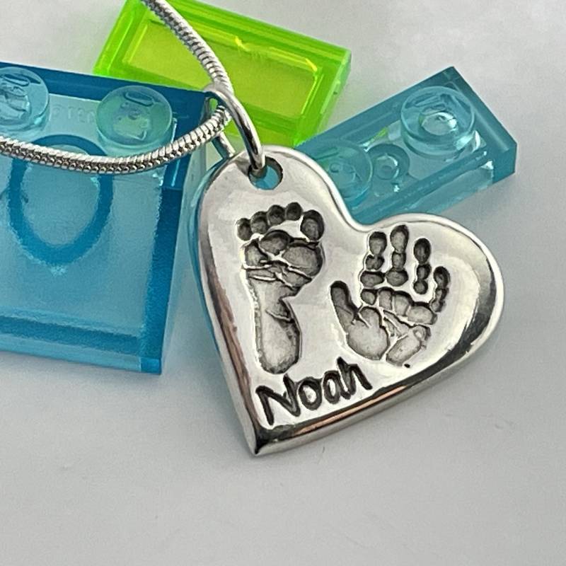 Handgemachte Herzkette Mit Dem Handabdruck Oder Fußabdruck Ihres Kindes, Babyabdrücken, Namen, Handabdruckschmuck, Schmuck Fingerabdrücken von WoWSilver