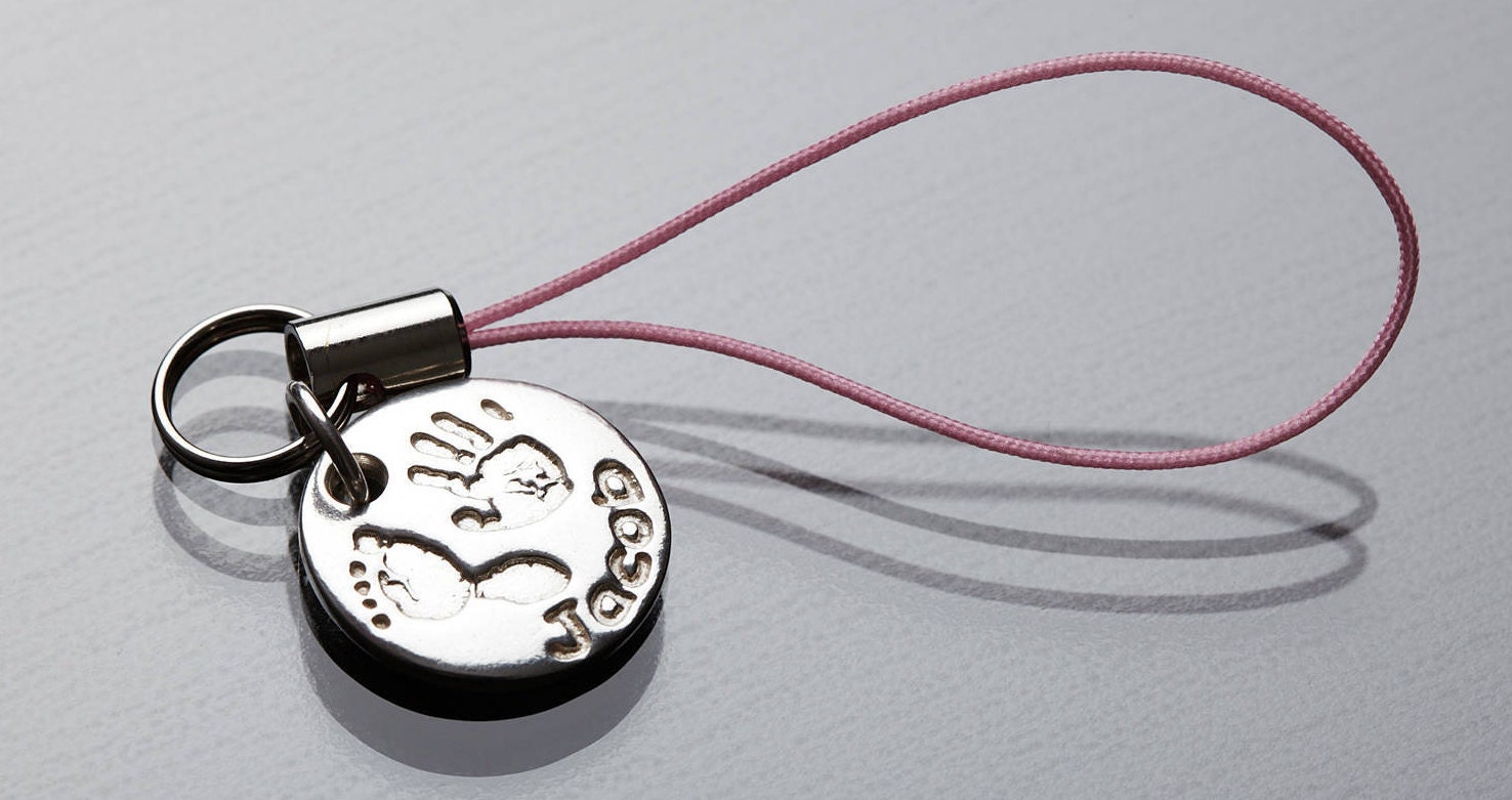 Runder Bettelanhänger Für Handy Oder Handtasche - Personalisierte Handabdrücke Fußabdrücke von WoWSilver